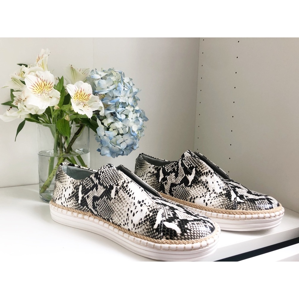 NWOB J Slide Karla II Snakeskin Slip On Sneaker